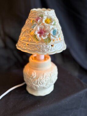 RARE Small Vintage Porcelain Fairy Lamp